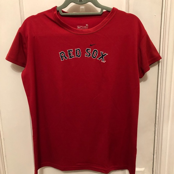 Red Sox T—Shirt - Picture 1 of 3